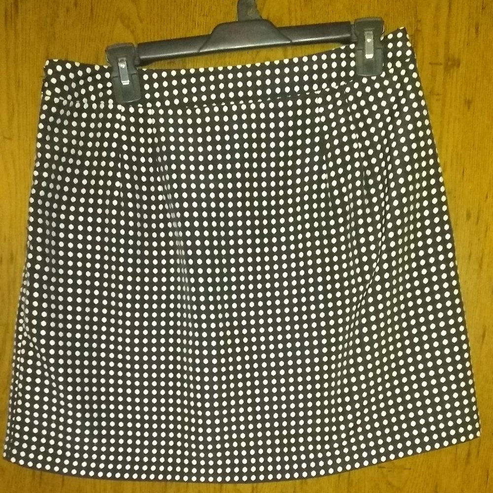 Black white polka dots skirts